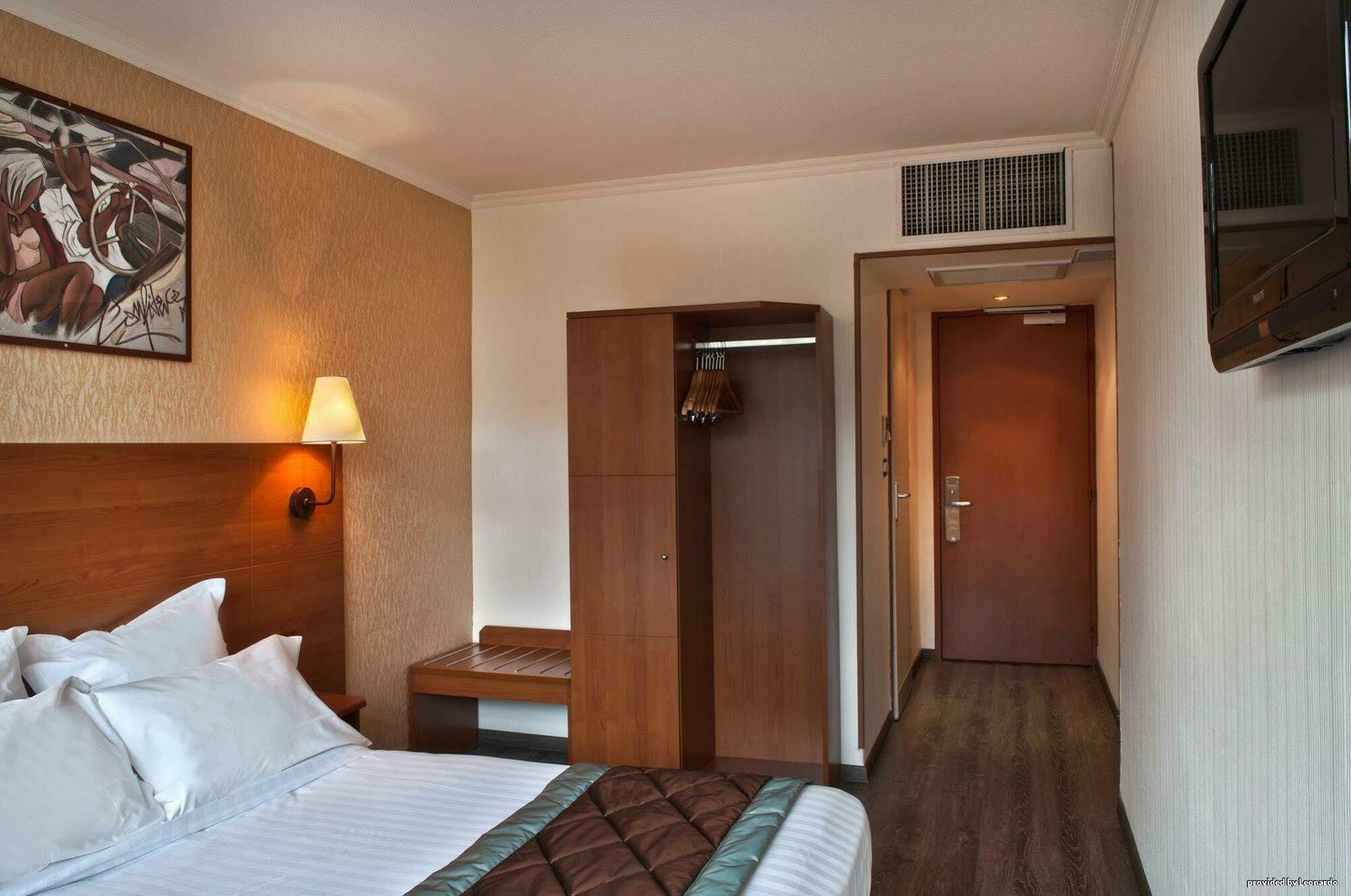 Mercure Paris Malakoff Parc Des Expositions Exteriör bild
